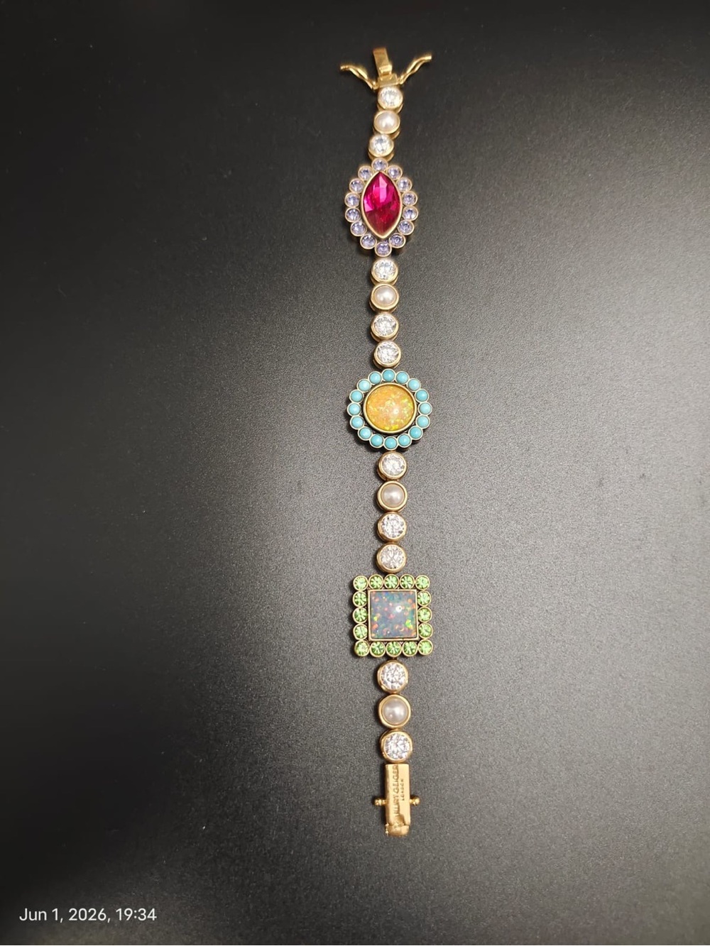 NWOT Kurt Geiger London Gold Crystal Pearl Charm Bracelet Regency Style - Picture 4 of 6